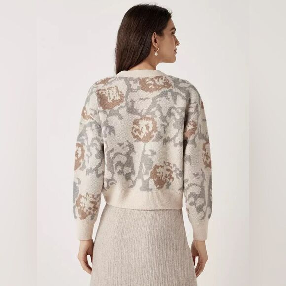 Salt Water Luxe | Floral Pattern Abstract Sweater Designed in Los Angeles Size L - Picture 1 of 6